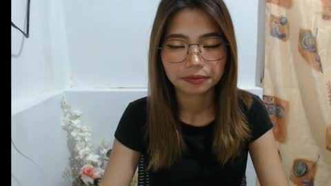 Snapshot of xxxforyouonlyxxx chatting on 03.01.25 inday pinay online show from 03.01.25