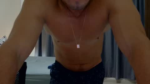 Snapshot of xxxmusclebigcockxxx chatting on 02.15.25 xxxmusclebigcockxxx online show from 02.15.25
