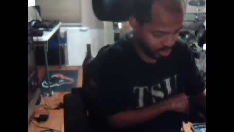 Snapshot of xxxonwheelz chatting on 11.07.25 xxxonwheelz online show from 11.07.25