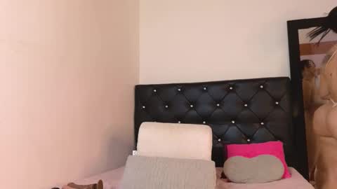 Snapshot of xxxtatianabustyxxx chatting on 09.09.25 xxxtatianabustyxxx online show from 09.09.25