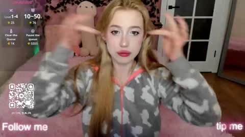 Lina online show from 11.26.25