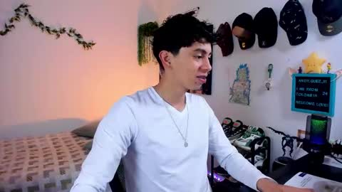 Snapshot of yaiden_11 chatting on 11.01.25 YAIDEN  online show from 11.01.25