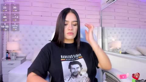 Snapshot of yaky_ chatting on 01.22.25 Yakeline online show from 01.22.25