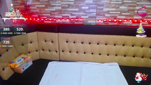 yanissa27 online show from 12.19.24