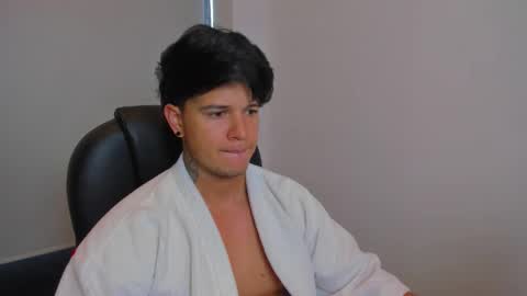 new here online show from 12.02.25