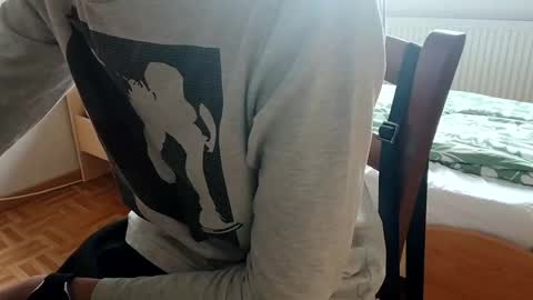 Snapshot of yanp541 chatting on 10.16.25 yanp541 online show from 10.16.25