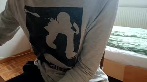 Snapshot of yanp541 chatting on 10.19.25 yanp541 online show from 10.19.25