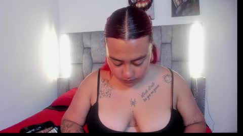 Yara  online show from 12.04.25