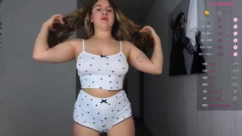 Yasyaa  online show from 12.30.24