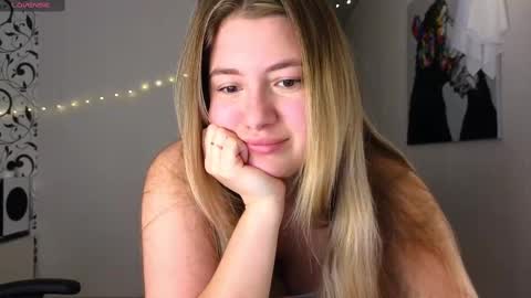 Yasyaa  online show from 02.14.25