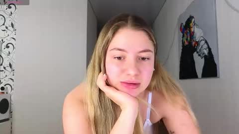 Yasyaa  online show from 10.09.25