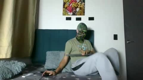 Snapshot of yeisongomezz chatting on 09.15.25 yeisongomezz online show from 09.15.25