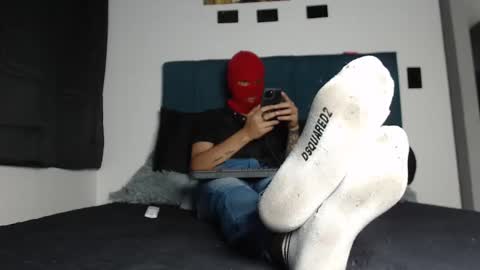 Snapshot of yeisongomezz chatting on 09.29.25 yeisongomezz online show from 09.29.25