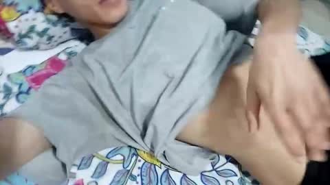 Snapshot of yeisongomezz chatting on 10.17.25 yeisongomezz online show from 10.17.25