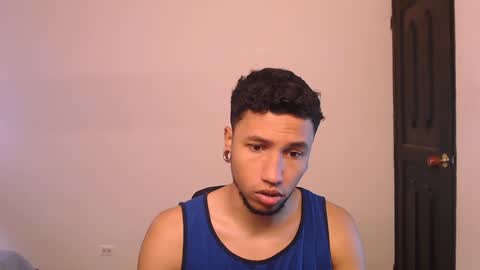 Snapshot of yerfon_s1 chatting on 01.04.25 Yeff ind. model online show from 01.04.25