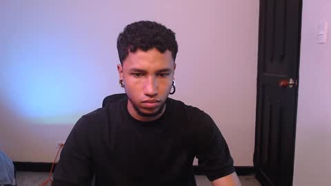 Snapshot of yerfon_s1 chatting on 01.09.25 Yeff ind. model online show from 01.09.25