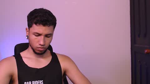 Snapshot of yerfon_s1 chatting on 01.09.25 Yeff ind. model online show from 01.09.25