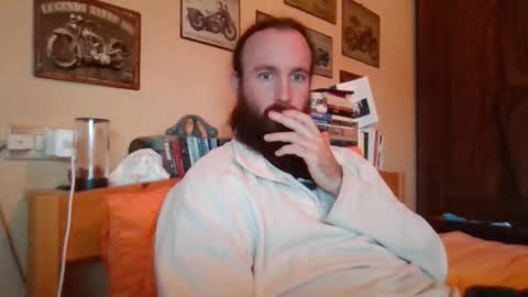 Snapshot of yeti_92 chatting on 10.25.25 yeti_92 online show from 10.25.25