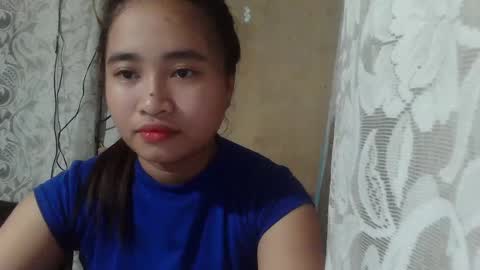 Snapshot of yhang_19 chatting on 12.03.24 yhang_19 online show from 12.03.24