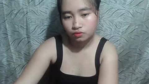Snapshot of yhang_19 chatting on 09.22.25 yhang_19 online show from 09.22.25