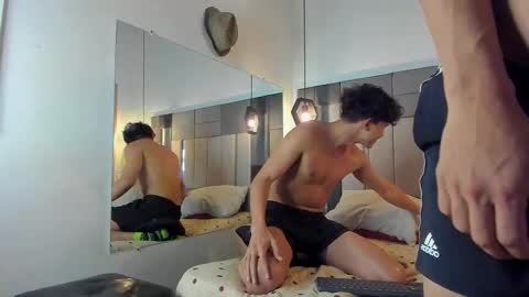 yizus_bonz online show from 02.12.25