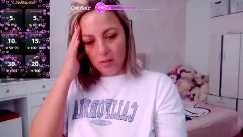 Snapshot of yokiko_daring chatting on 01.30.25 yokiko online show from 01.30.25