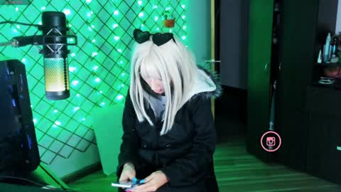 Snapshot of yoshino_san chatting on 01.06.25 you can call me Andy or  yoshi  3 online show from 01.06.25