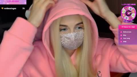 Snapshot of your___barbie chatting on 01.01.25 Barbie online show from 01.01.25