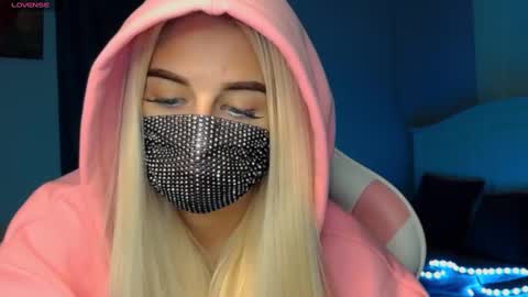 Snapshot of your___barbie chatting on 01.04.25 Barbie online show from 01.04.25