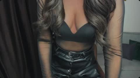 Snapshot of your_eclipse chatting on 12.20.24 Goddess Alana online show from 12.20.24