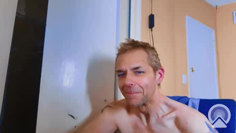 Snapshot of your_king_of_hearts chatting on 03.12.25 Sophiestar online show from 03.12.25