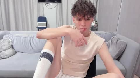 Snapshot of your_shy_guy chatting on 02.04.25 your_shy_guy online show from 02.04.25