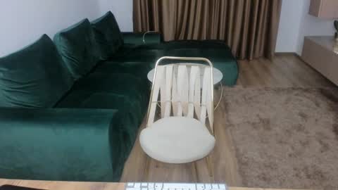 Snapshot of yourfantasyc chatting on 02.28.25 Evelline online show from 02.28.25