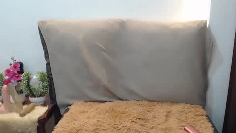 Goddess Yoshi online show from 03.07.25