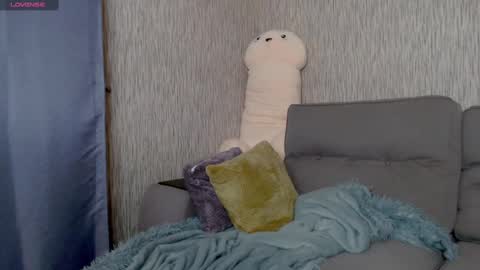 Yourr Muse online show from 02.19.25