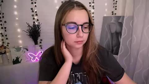 Happy online show from 09.18.25