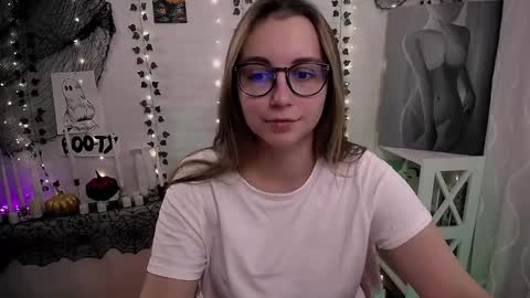 Happy online show from 11.04.25