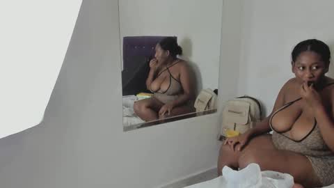 yourwife_anna online show from 11.10.25