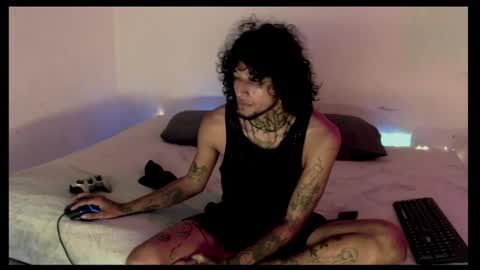 Snapshot of yuki_mil chatting on 11.09.25 yuki_mil online show from 11.09.25