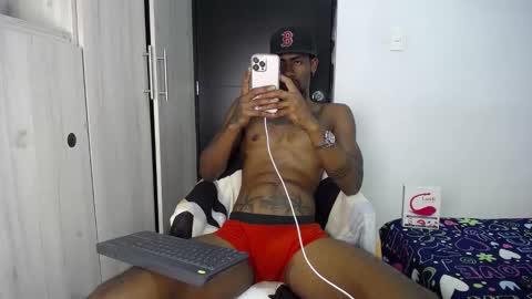 Snapshot of yulian_23 chatting on 09.11.25 Ivan online show from 09.11.25