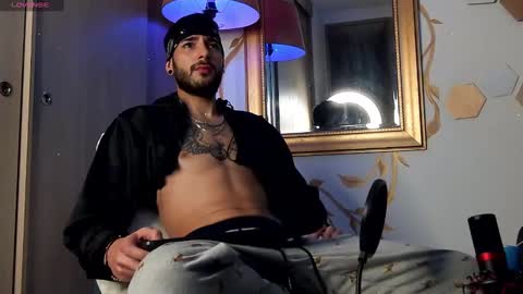 yulian 2811 online show from 12.21.24