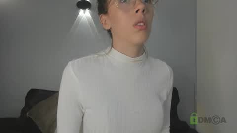 yulievans online show from 01.03.25