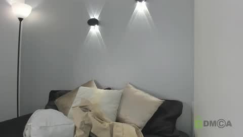 yulievans online show from 01.12.25