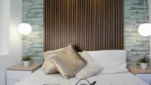 yulievans online show from 01.18.25