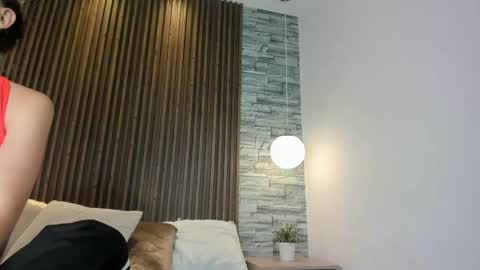 yulievans online show from 01.22.25