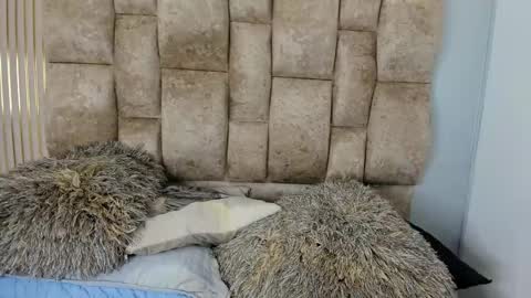 yulievans online show from 03.06.25