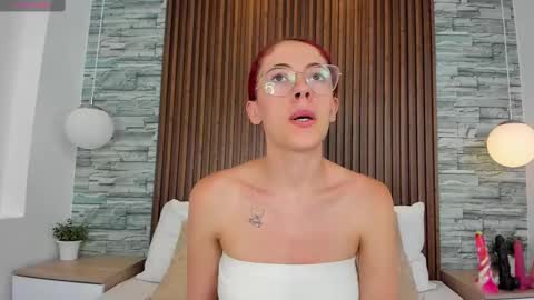 yulievans online show from 10.03.25