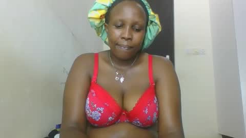 yummytitiess online show from 11.02.25