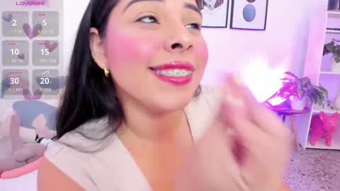 Yunna online show from 11.07.25