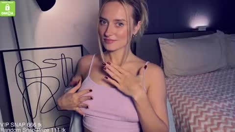 Snapshot of yvie_ chatting on 12.03.24 The Queen Bitch of the United Kingdom online show from 12.03.24